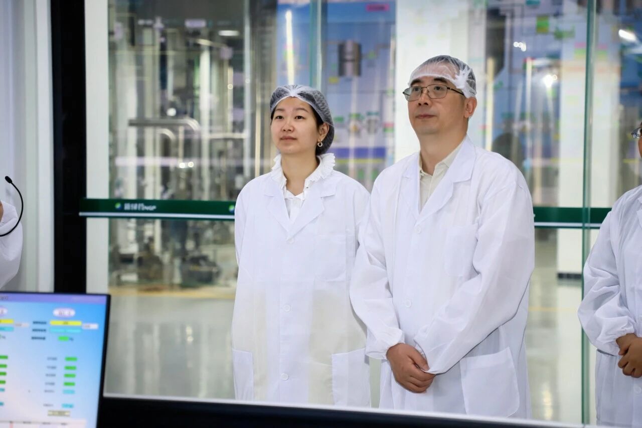政企同心谋发展 聚力赋能谱新篇｜四川省经信厅、彭州市领导一行莅临新绿色药业调研指