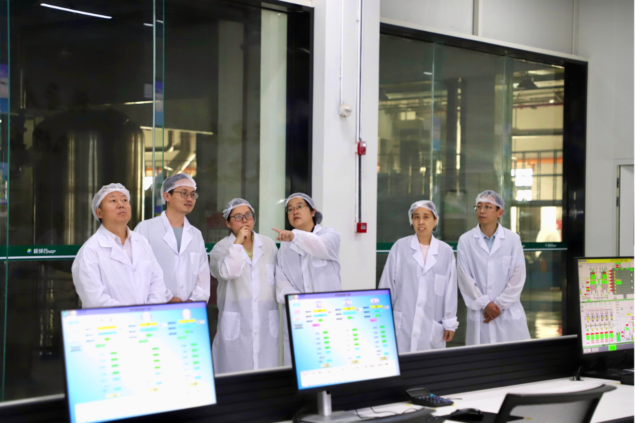 技术交流 精准指导｜成都市食品检验研究院领导一行莅临新绿色药业开展技术交流